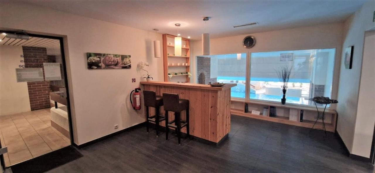 Pools, Sauna Und Balkon Mit Panoramablick Appartement *