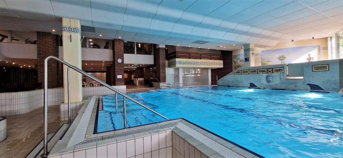 Pools, Sauna Und Balkon Mit Panoramablick Appartement