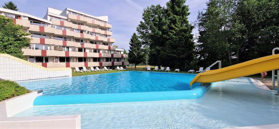 Pools, Sauna Und Balkon Mit Panoramablick Apartment