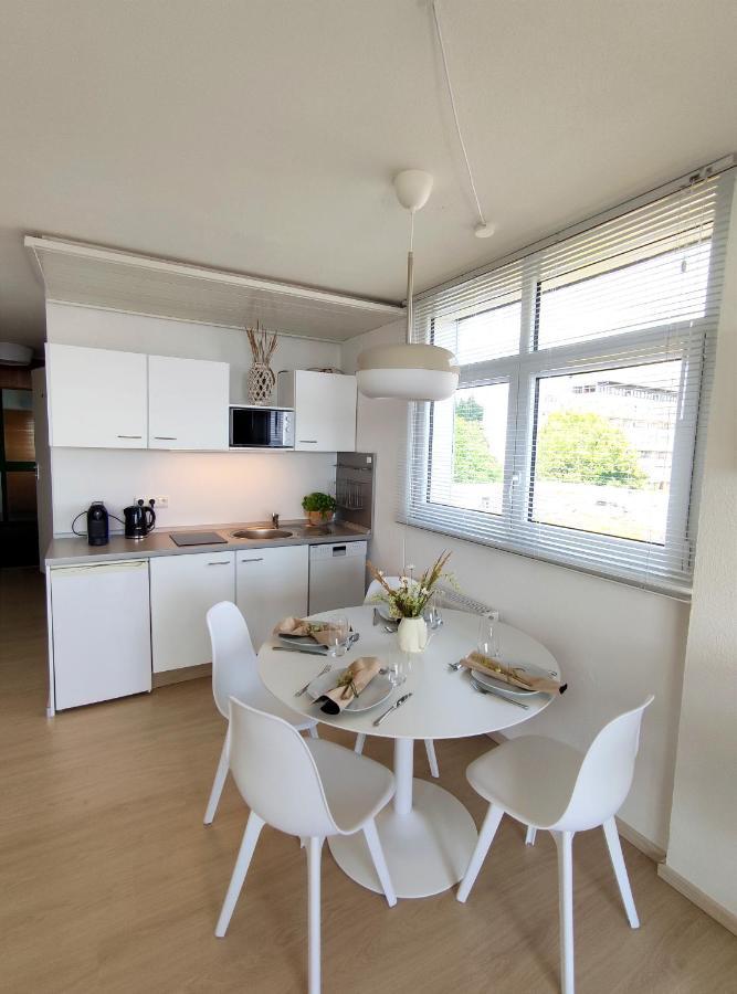 Pools, Sauna Und Balkon Mit Panoramablick Apartment *